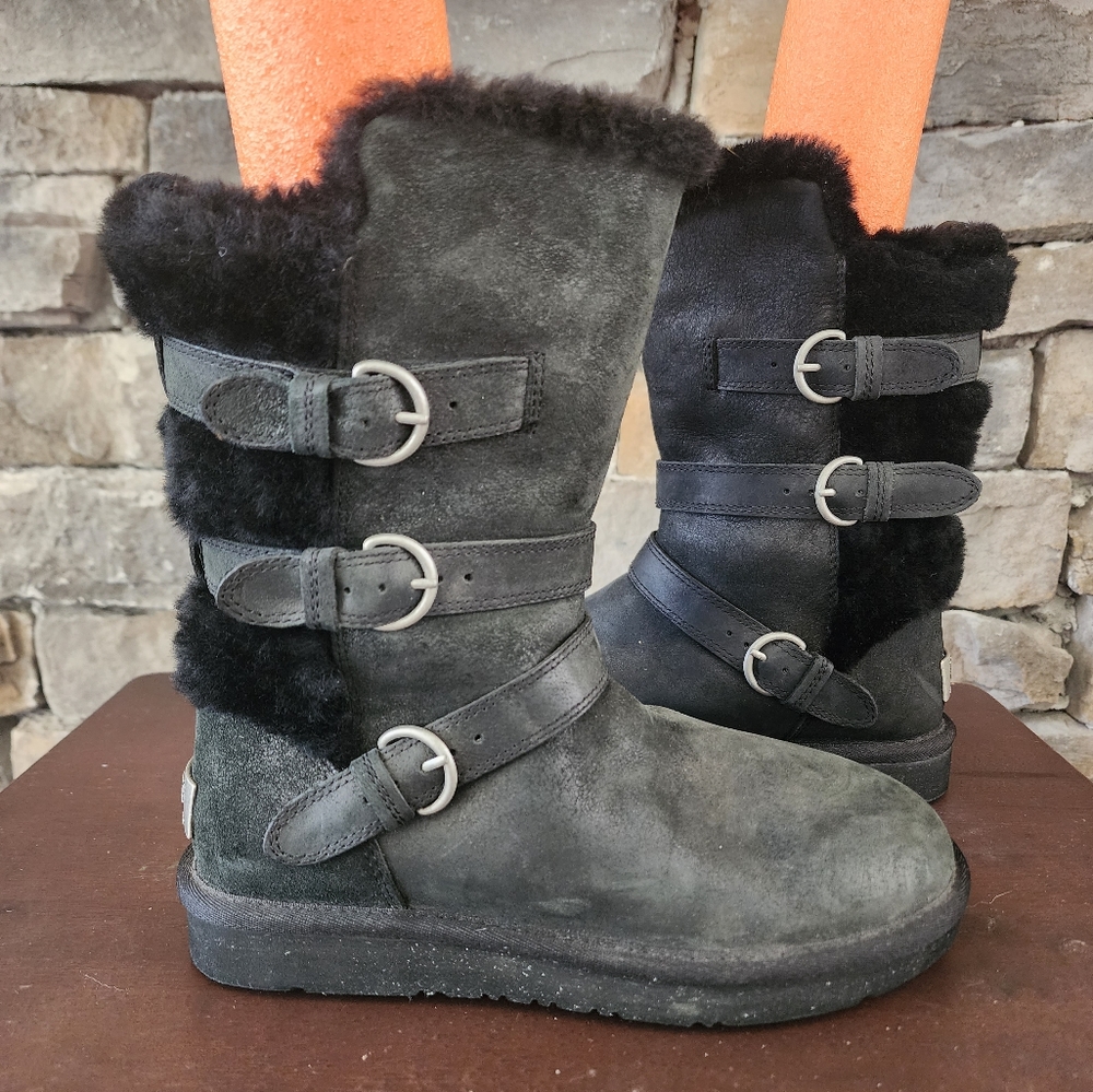 Black Uggs - image 3